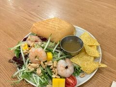 -HELLO 27 意面·沙拉·帕尼尼