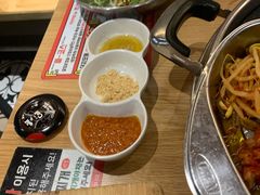 -江南猪肉商会无限续吃(弘大店)