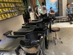 -尚逸国际护肤造型