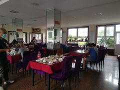 大堂-北京龙庆四季香农家饭庄·灶台鱼·碳烤虹鳟鱼(龙庆峡店)