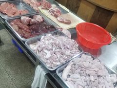 -标记美食新鲜猪杂(兴南大道店)