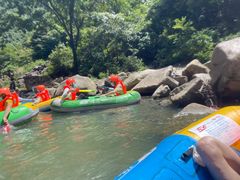 -雅鲁激流探险漂流