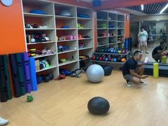 -CXFIT 陈徐健身工作室(凯旋店)