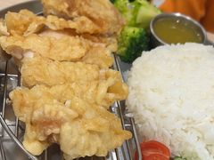 -佰搭果·广式茶餐厅(西华路店)