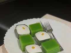 椰汁西米糕拼泰式千层糕-小曼谷泰国美食 (南角道分店)