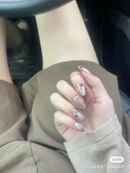 -妙睫屋日式美甲美睫