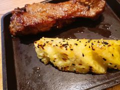 窑烤蒜香梅花肉-窑啊窑窑炉烧烤(合生广场店)