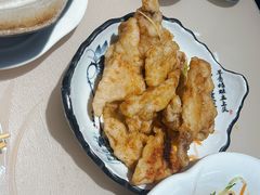 -老码头黑皮肘子锅包肉(赣水路店)