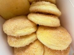 鳕鱼小贝-鲍师傅糕点(江苏路店)