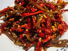 -江湖小牛·水煮牛排火锅(欧亚新生活购物广场店)