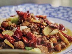 宫保鸡丁-百年粉蒸牛肉