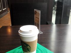 -星巴克(杭州银泰城西一店)
