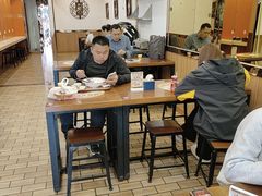 -余百年·现烧烧腊(布吉金利店)