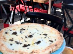 黑松露披萨-IL TEATRO 精品意大利餐厅