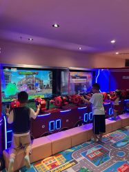 -MELAND CLUB•花园城堡主题亲子乐园•派对•餐厅(广州乐峰广场旗舰店)