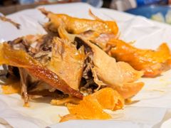-头上红煨盐鸡·非遗院子餐厅