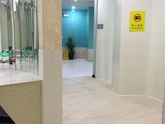 -菲鱼体育恒温游泳馆(中海名城店)