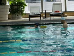 -小海豚国际游泳培训中心(浦东塘桥店)