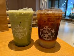 -星巴克(西安曲江银泰店)