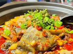 -九门寨石锅鱼烤鱼