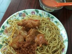 -成群小食店