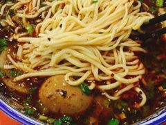 -牛一嘴·兰州牛肉面·大盘鸡(财富中心店)