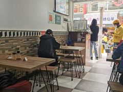 大堂-万煲旺·香港老传承煲仔饭·猪杂汤(客村店)