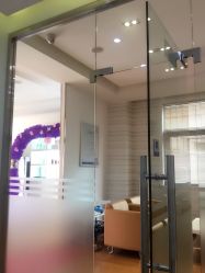 -苗方清颜专业祛痘养生