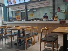 -三好食堂(煎饺·馄饨·肉饼米线·盛世广场店)