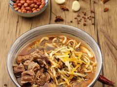 老酸菜牛肉面-陈八两面家(华孚写字楼店)