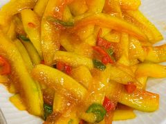 -老三样·旧食新味(绿地店)