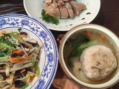 -古都历食南京菜·烤鸭·鸭血粉丝·汤包(南京博物院店)