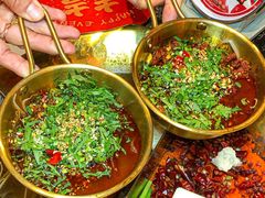 -永發發串串火锅馆·烧烤·大排档(传媒大学店)