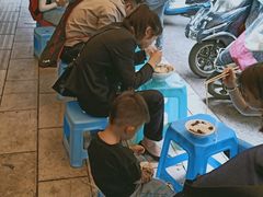 -文山荷鲜居(翠湖店)