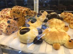 -BONBON BAKERY