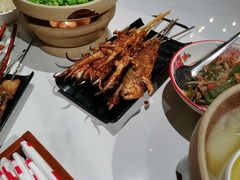 -琥珀老六龙虾(四里河店)
