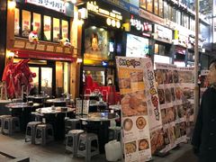 -BHC炸鸡(明洞总店)