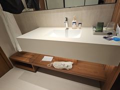 -米漾酒店(深圳会展中心岗厦地铁站店)