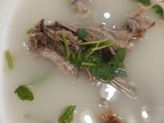 -六和聚传统烤鸭.天津菜(和平店)