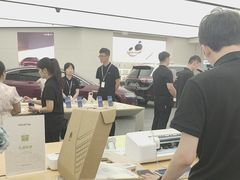 -华为智能生活馆(上海中山公园龙之梦)