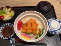 三文鱼刺身饭定食-小山日本料理(兴业太古汇店)