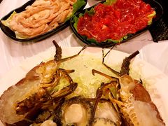 -鲜入围煮花胶鸡海鲜火锅