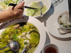 招牌老坛酸菜鲈鱼-新辣宴·湖南家常菜·商务聚餐(中粮创芯店)
