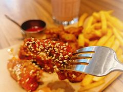 -必胜客(欢乐颂店)