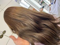 -镁连社·美联社