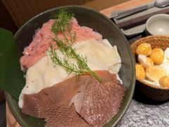 -三出山火锅(万象天地店)