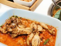 -蛙两只美蛙鱼头火锅(恒茂店)