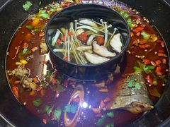 -味仙疯美蛙鱼头(清扬路总店)
