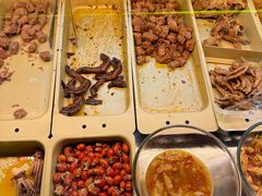 -绝味鸭脖(曼哈顿广场店)