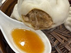 -老西白点心店